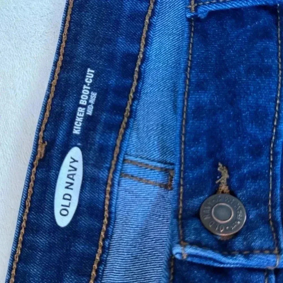 Old Navy Mid Rise Kicker Bootcut Jeans Size 16 -Great Condition, Blue Denim - Picture 7 of 8